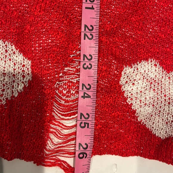 ❤️VALENTINES DAY NEW RED ALL OVER HEART DISTRESSED SWEATER - Picture 15 of 15